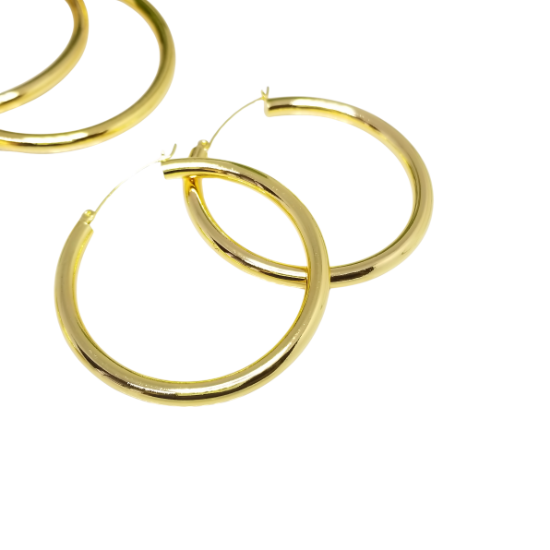18K Gold Filled Hoop Earrings – Luxe & Water-Resistant